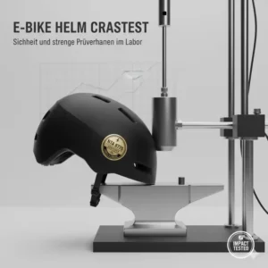 E bike helm test: Laboraufnahmen vom standardisierten Crashtest-Verfahren zur Sicherheitsprüfung.