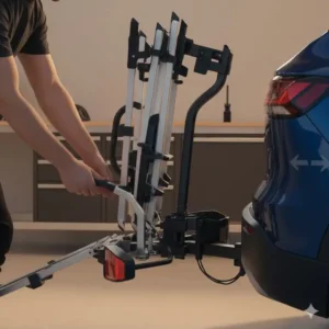 Schnelle und sichere Montage auf dem Kugelkopf für den Plattform Fahrradträger mit Rampe für Anhängerkupplung.